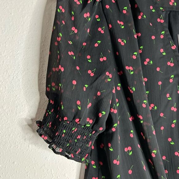 Have London Cherry Print Tie Front Blouse Size S - Picture 6 of 11